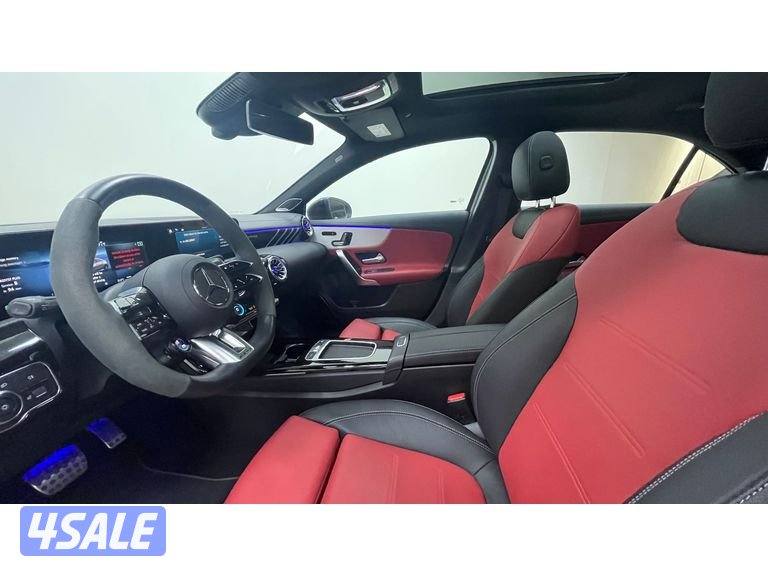 Mercedes-Benz A-Class10