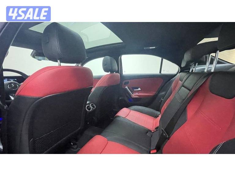 Mercedes-Benz A-Class13