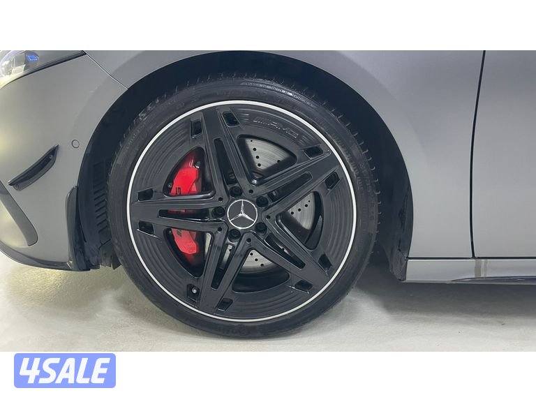 Mercedes-Benz A-Class8