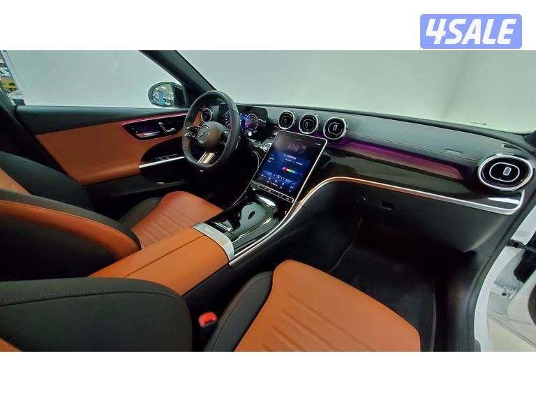 Mercedes-Benz C-Class9