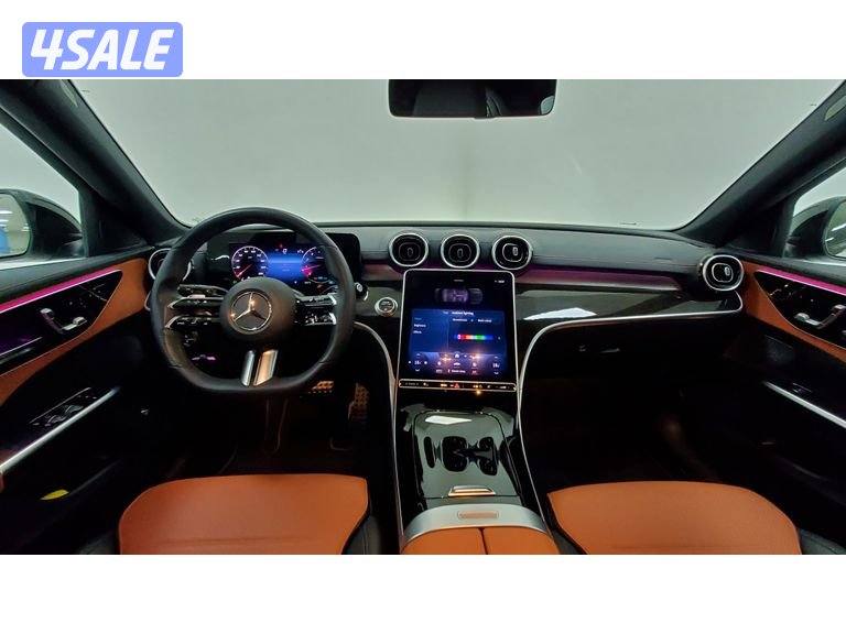 Mercedes-Benz C-Class11