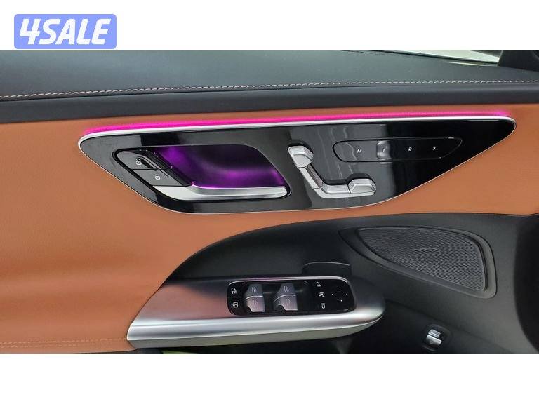 Mercedes-Benz C-Class14