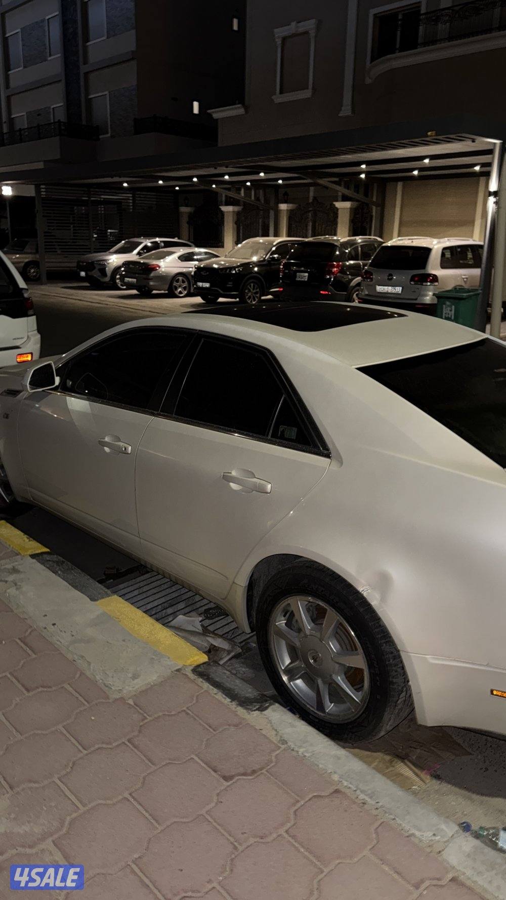 كادلايك CTS موديل 2009 مستعملة للبيع للتواصل1