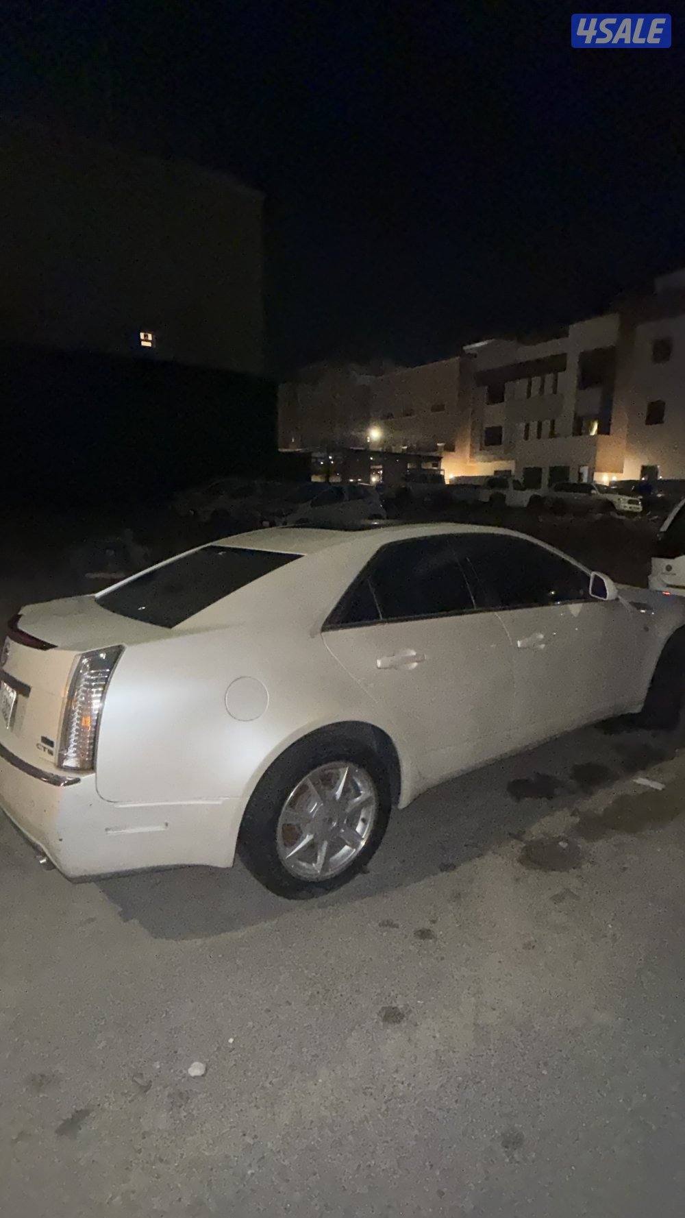 كادلايك CTS موديل 2009 مستعملة للبيع للتواصل2