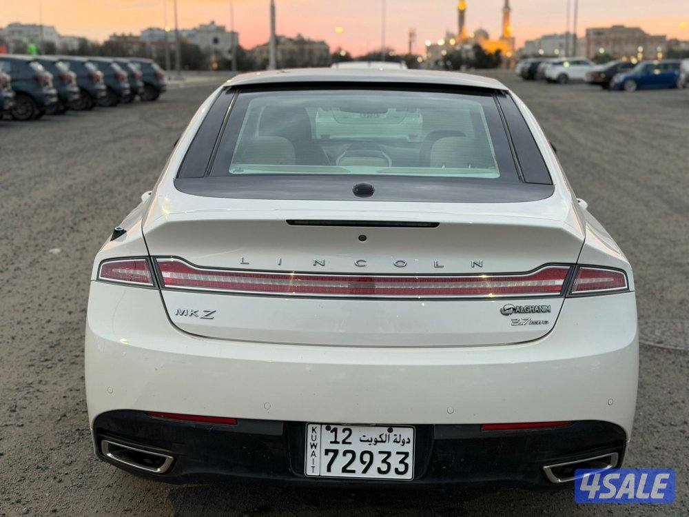 لنكولن 2013 نوع MKZ الفل درجة اولى3