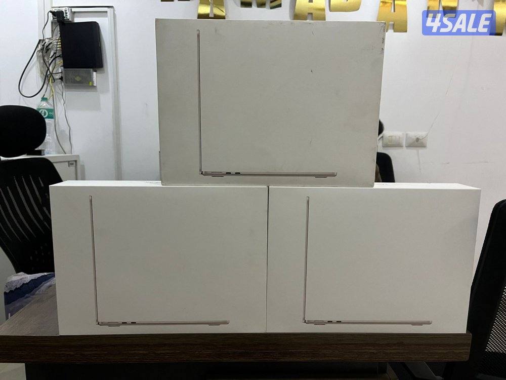 للبيع ماك بوك اير ١٣ أنش ٥١٢ بسعر ٣٤. دك و ٢٥٦ بسعر ٢٨٠ دك2