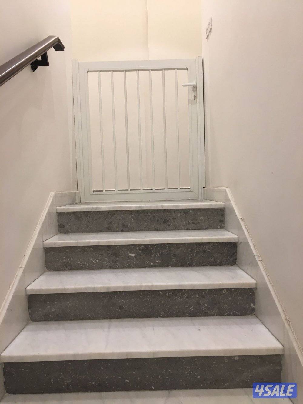 المنیوم شبابیک باب شتر1