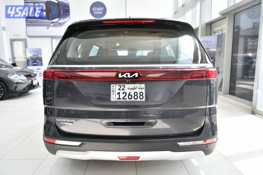 كيا كارنفال3