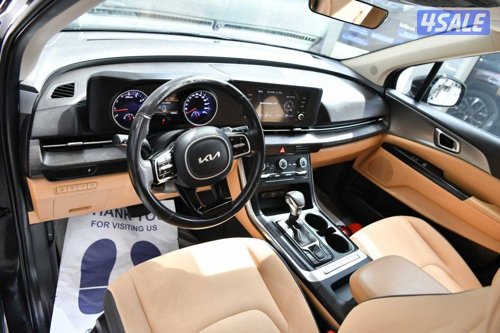 كيا كارنفال5