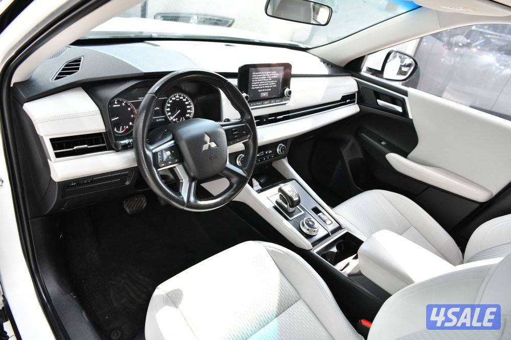 ميتسوبيشي اوتلاندر5