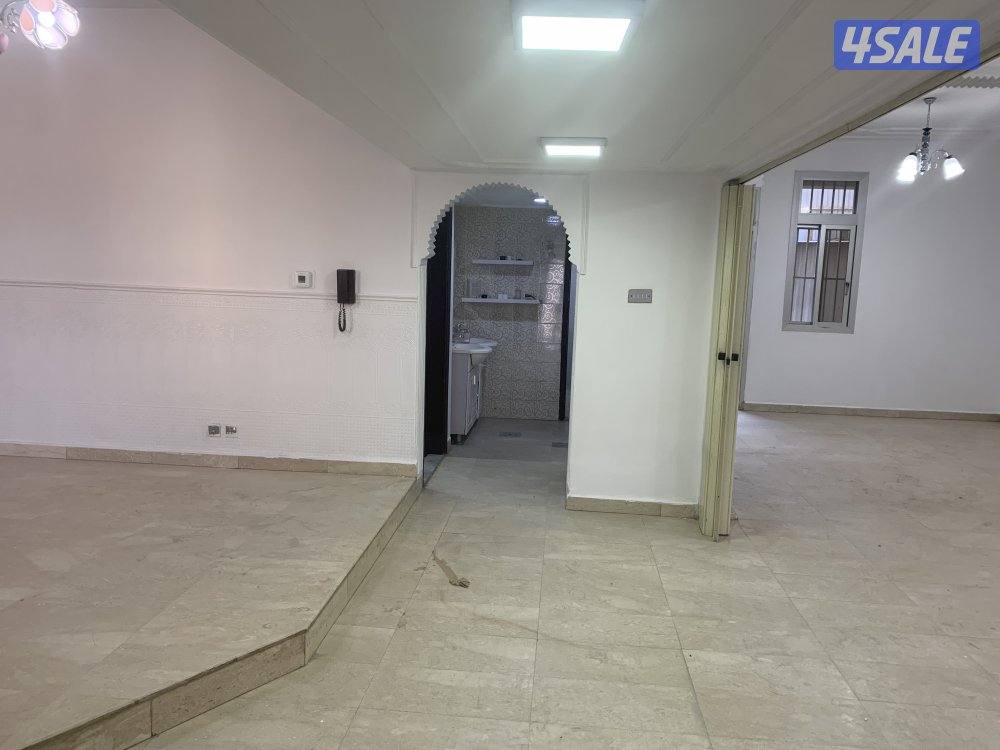 للايجار بيت بصباح السالم ٤ غرف وديوانيه حوش ماكينات تكييف مركزى جدد2