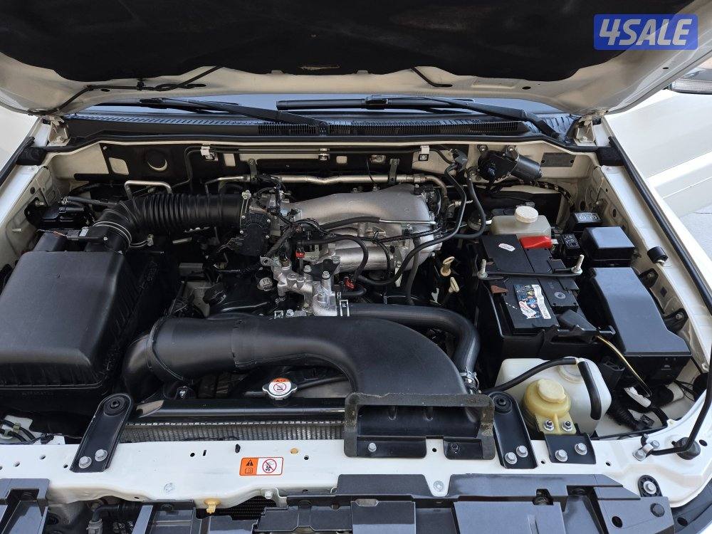 للبيع سياره ميتسوبيشي باجيرو 2016 شرط الفحص بالكامل5