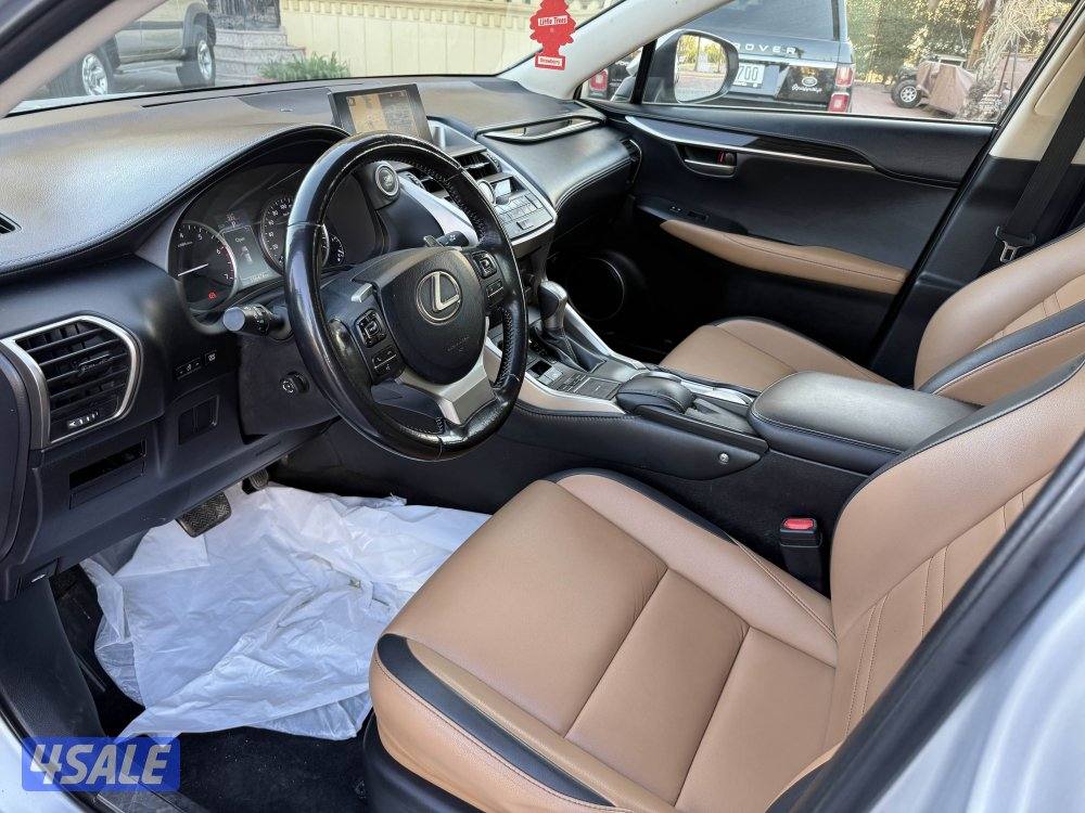 لكزس nx الفل4