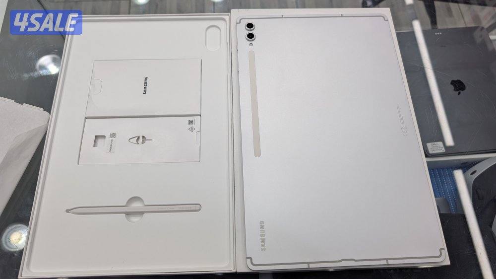 Samsung Galaxy tab S10 Ultra with keyboard2