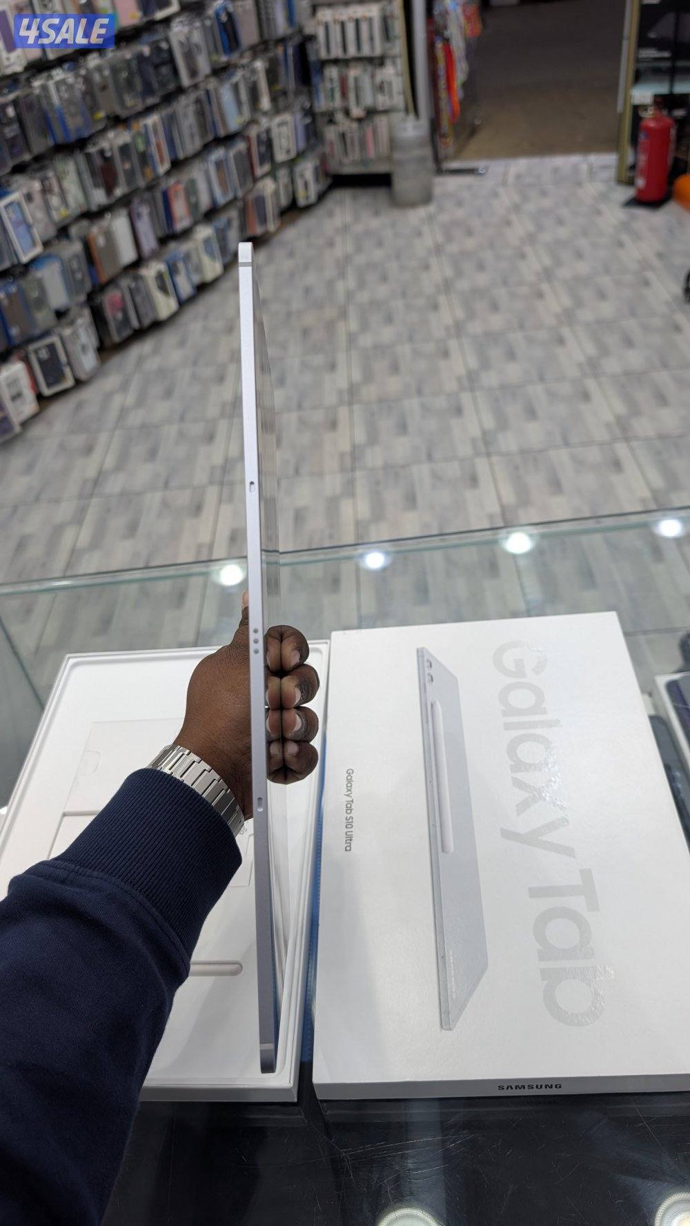 Samsung Galaxy tab S10 Ultra with keyboard4