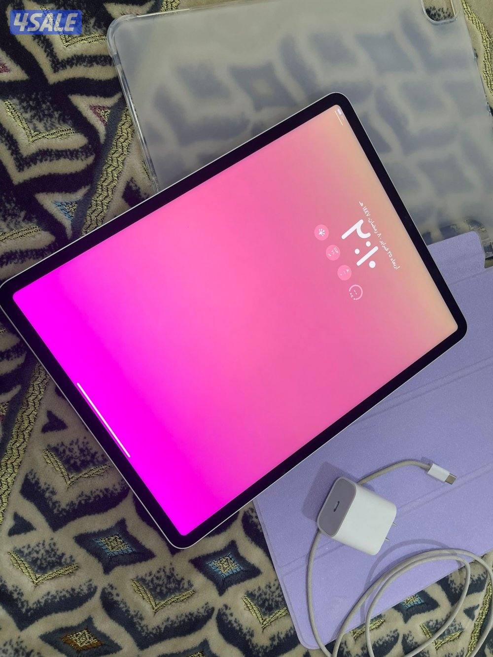 ايباد ابل برو ام تو معالج m2 رمادي 512 قيقا شاشة 12.9 بوصة بطارية 902