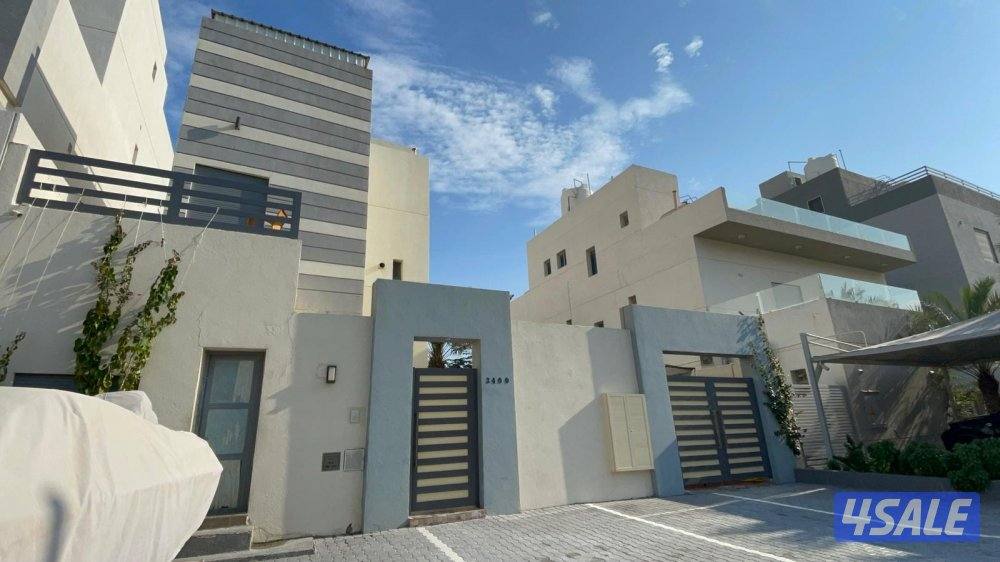 صباح الاحمد البحريه المرحله الثالثه صف أول شاليه كامل غير مقسم1