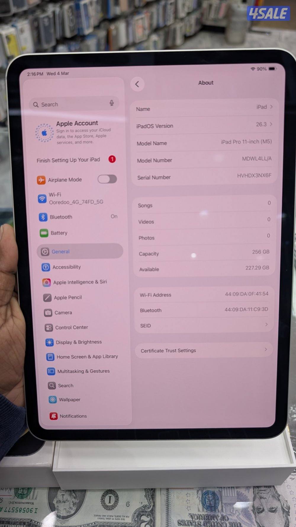 Apple iPad pro M5 (11 inch)7