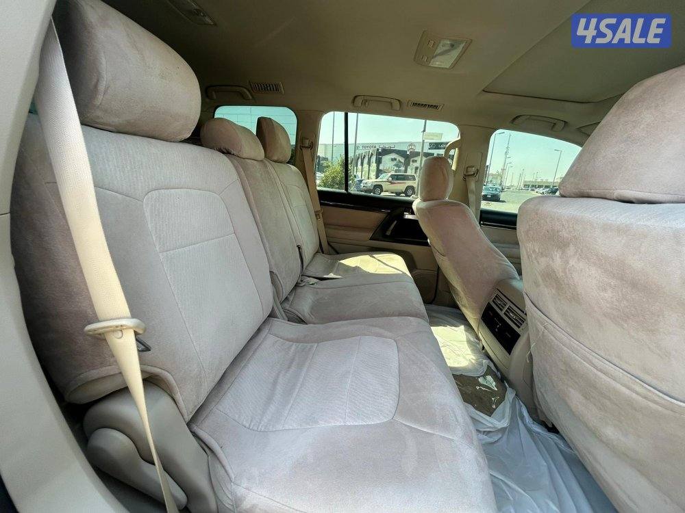 لاند كروزر GX.R-قراند تورينق .V8 موديل 2021 ماشى 180.000 k.m4