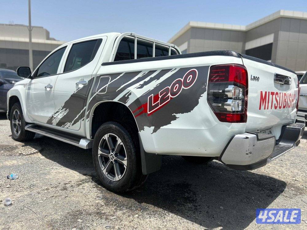 متسوبيشي Ll200 موديل 2021 ديزل k.m 149,000 ماشي وارد الملا .غمارتين .2