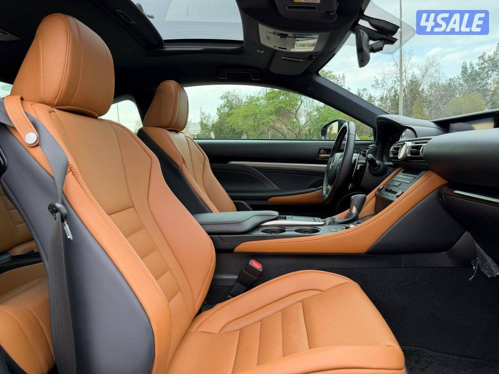 للبيع. لكزس . RC350 . م 20194