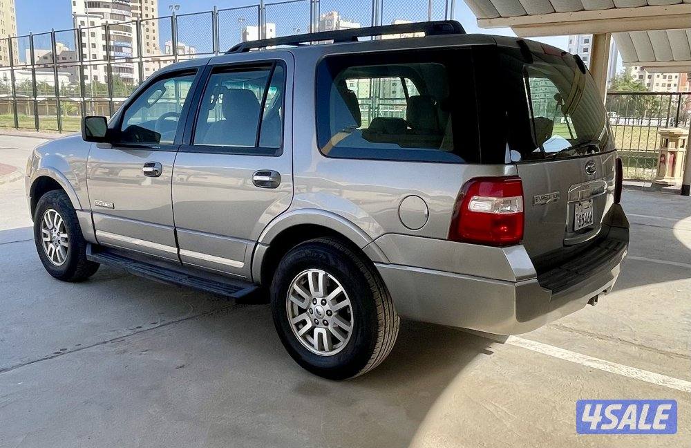 فورد اكسبيدشن ٢٠٠٨ بحالة ممتازة شرط الفحص4