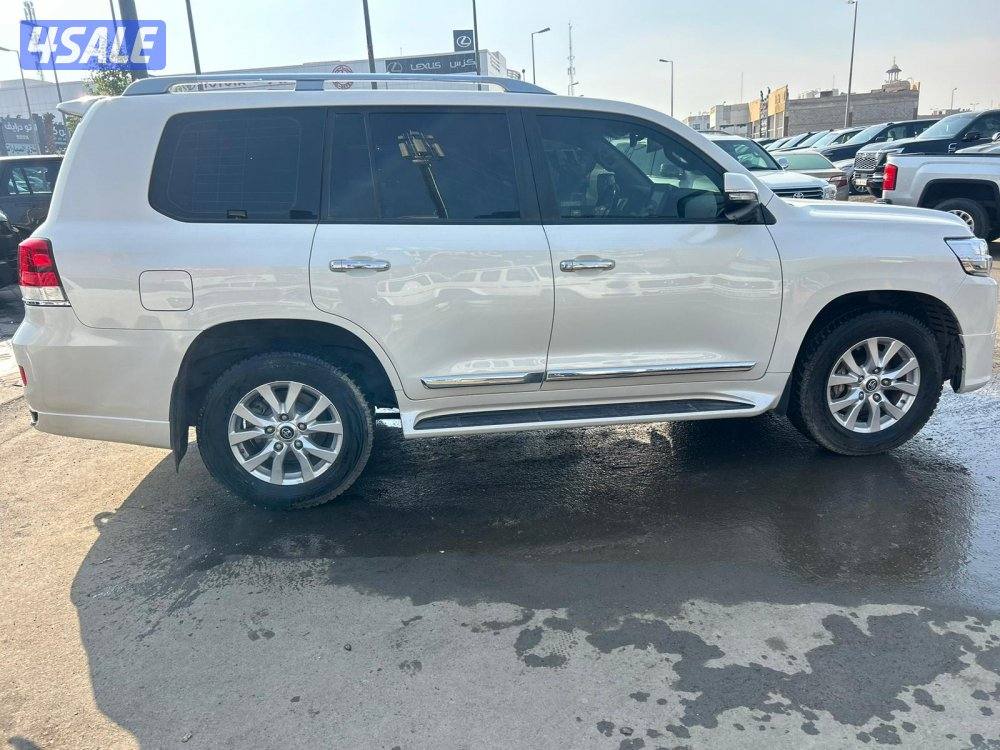 لاند كروزر GX.R -V8 موديل 2019 ماشى 163.000 k.m وارد الساير .2