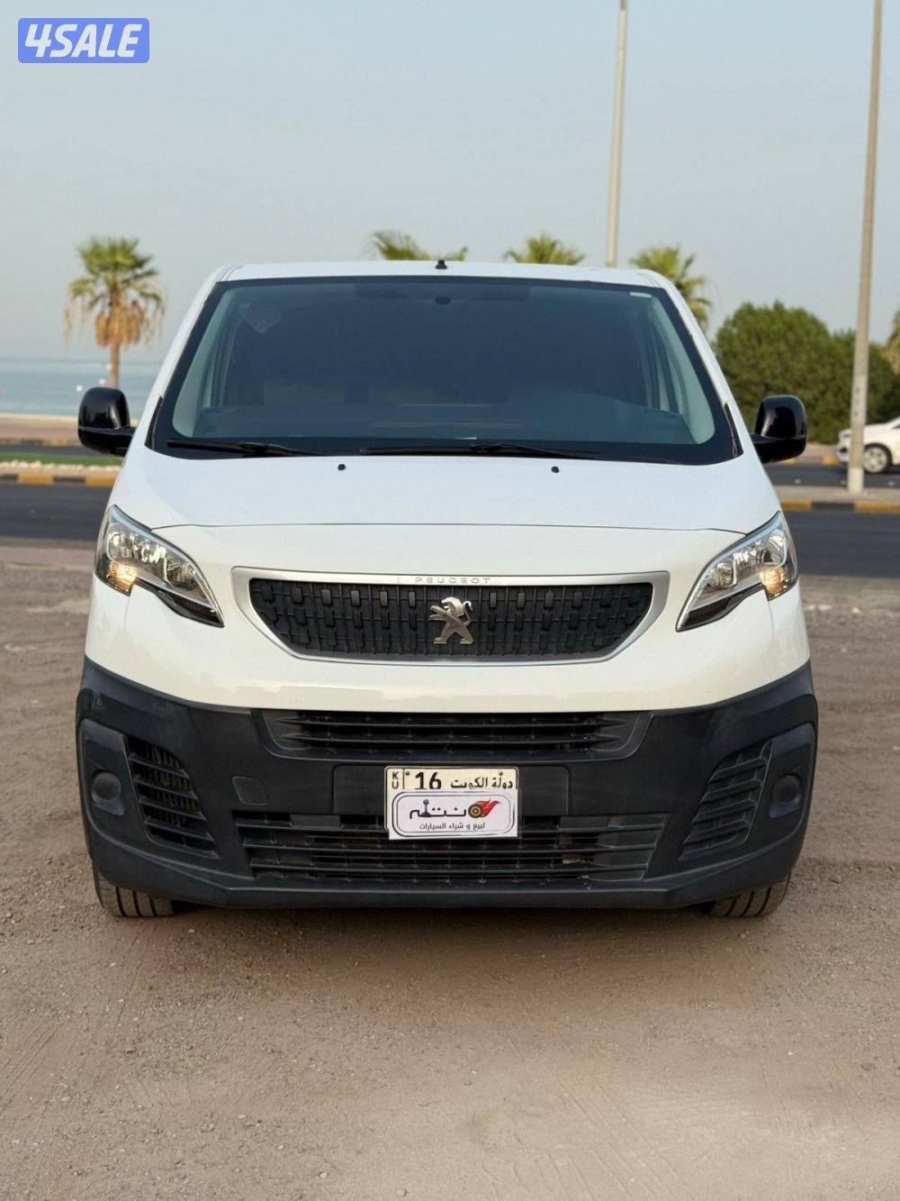 بيجو اكسبيرت موديل 2018 / بحاله ممتازه0