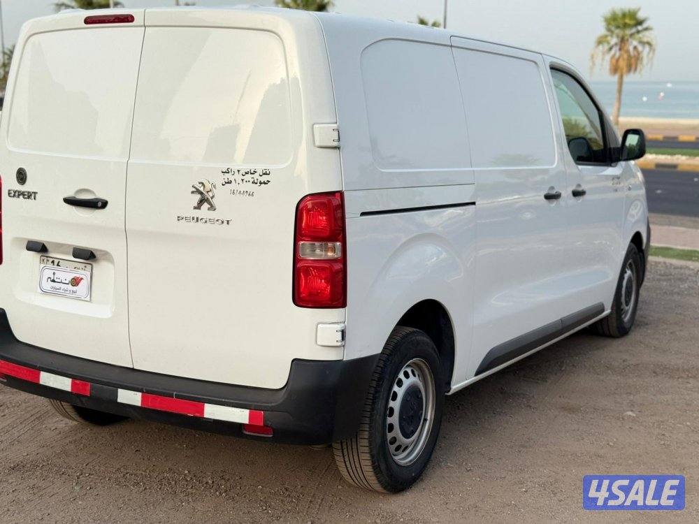 بيجو اكسبيرت موديل 2018 / بحاله ممتازه6
