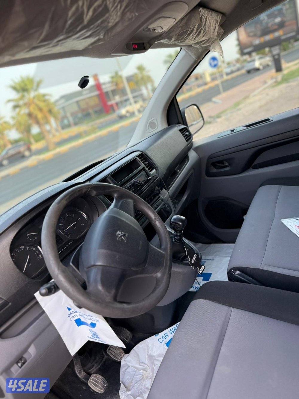 بيجو اكسبيرت موديل 2018 / بحاله ممتازه8