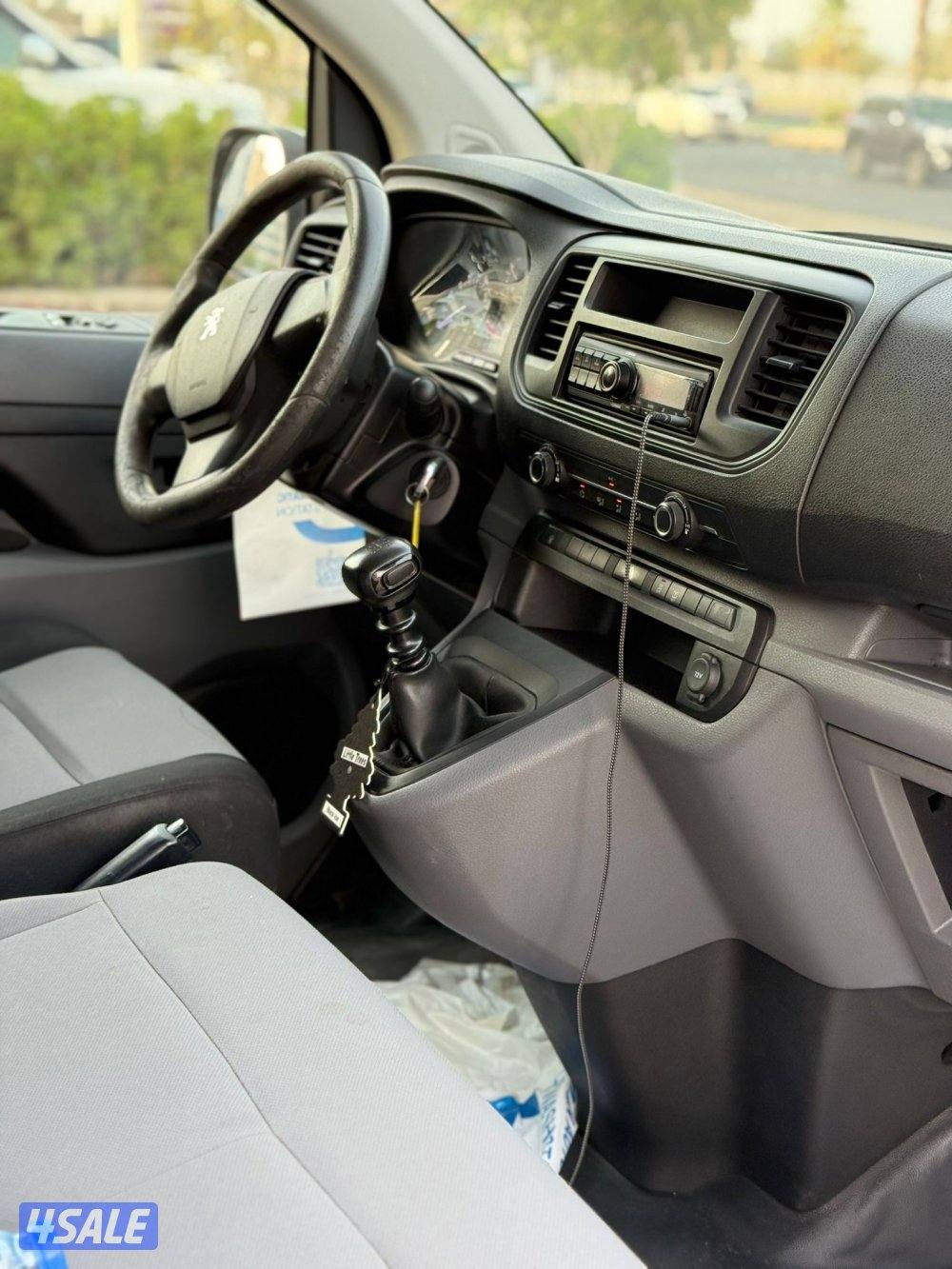 بيجو اكسبيرت موديل 2018 / بحاله ممتازه10