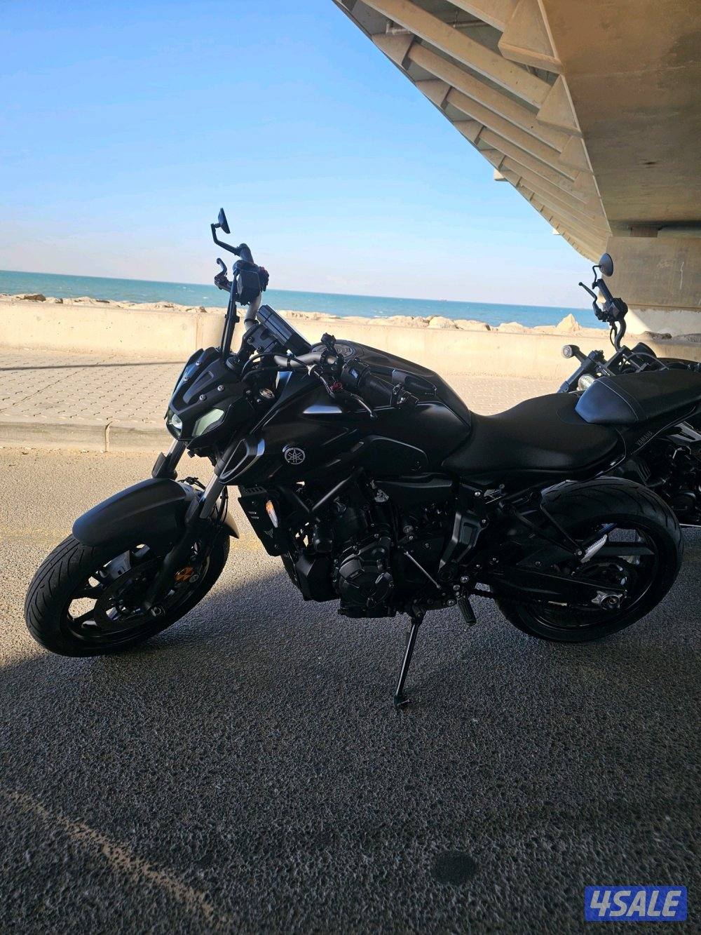 yamaha MT 07,new tires Pirelli,new batery,Akropovic Exos!0