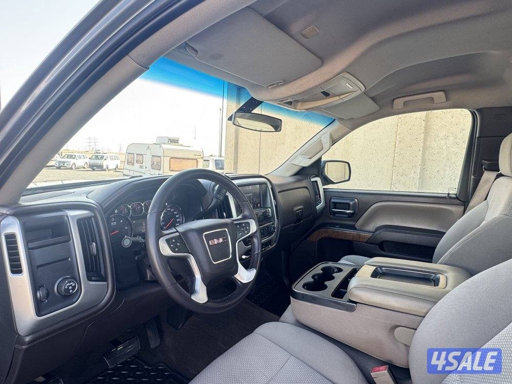 للبيع وانيت GMC سيرا موديل 20158