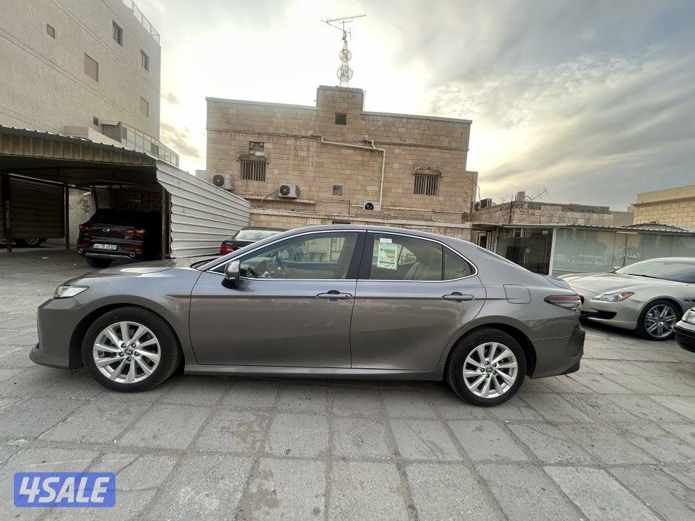 كامري LE موديل 2024 مالك اول بحالة الوكاله3