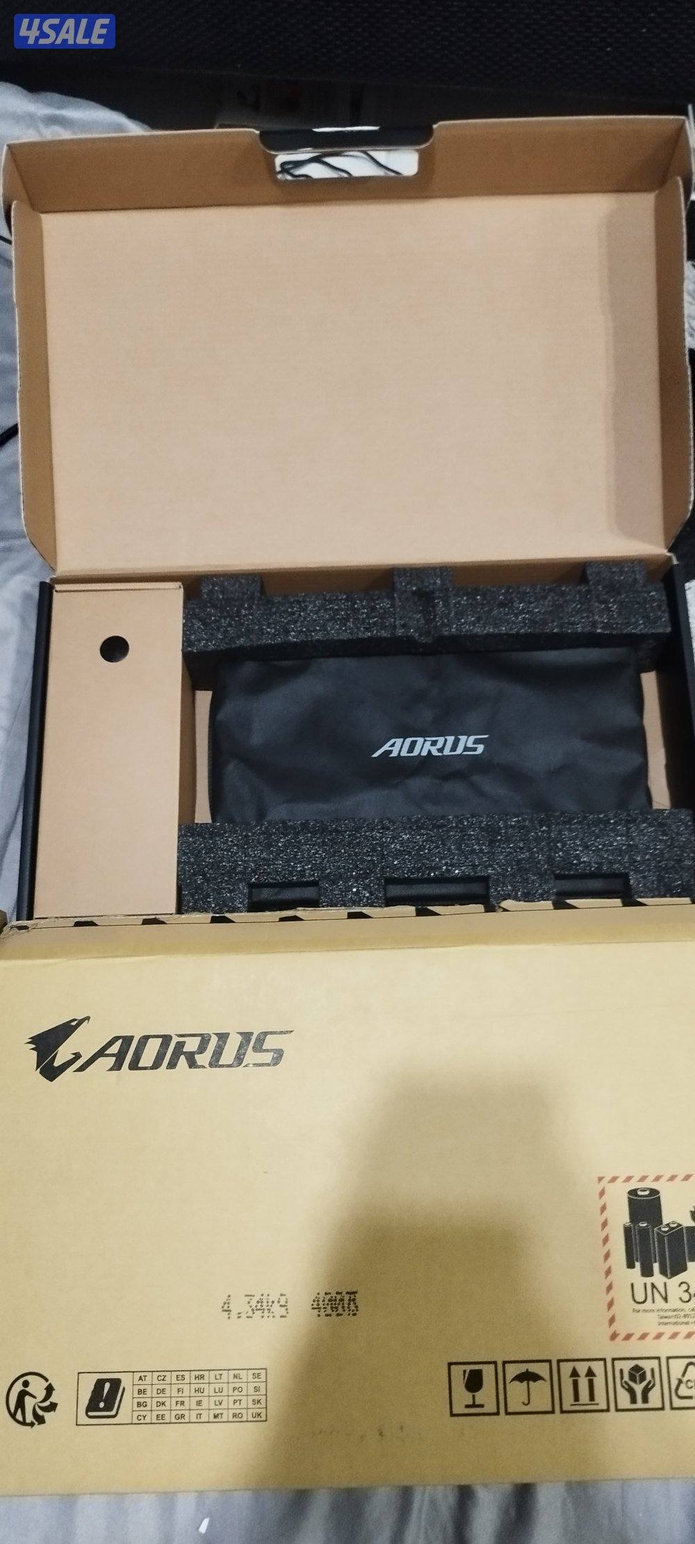 gaming laptop 3070 i7 11800H 240hz4