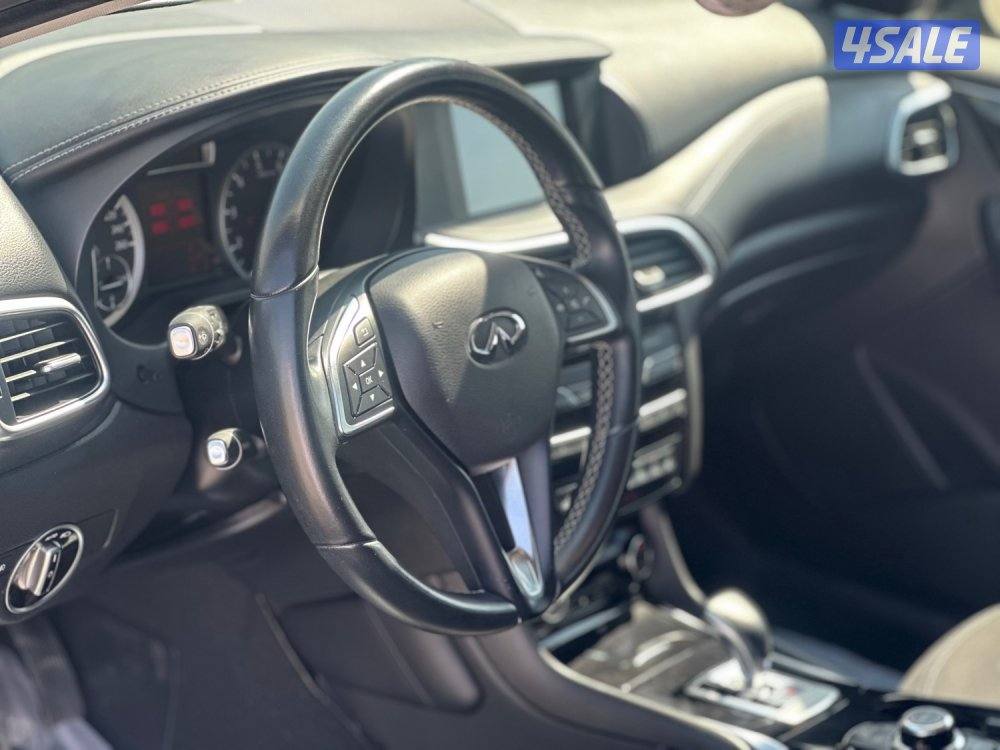 للبيع انفنتي Q30 ماشي ٦٧ الف كيلو7