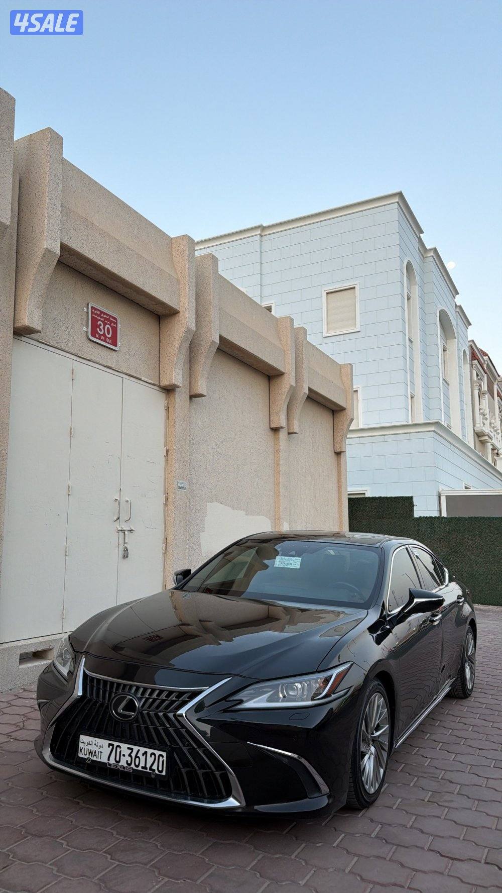 لكزس ES350 LUXURY0