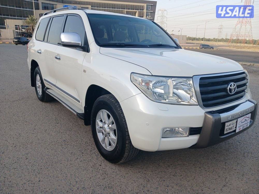 لاند كروزر GXR موديل 2010 صبغ الوكالة. الساير1