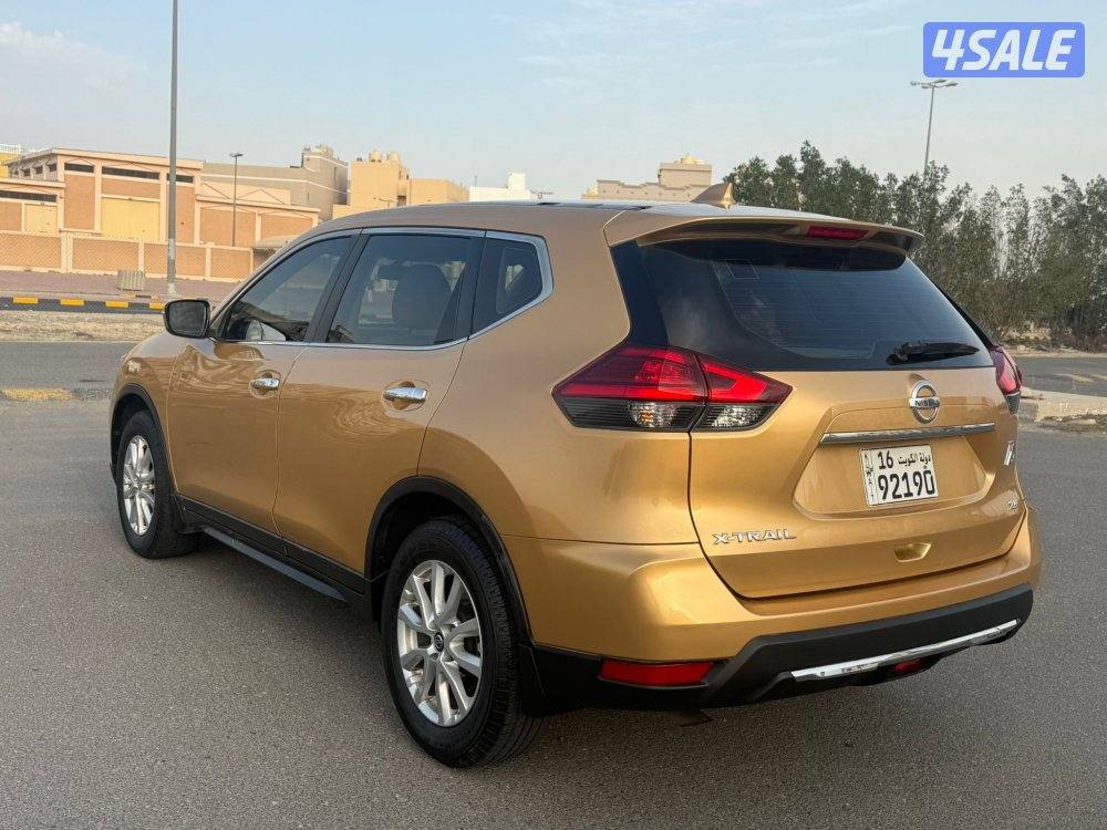 للبيع جيب نيسان اكس تريل 20184