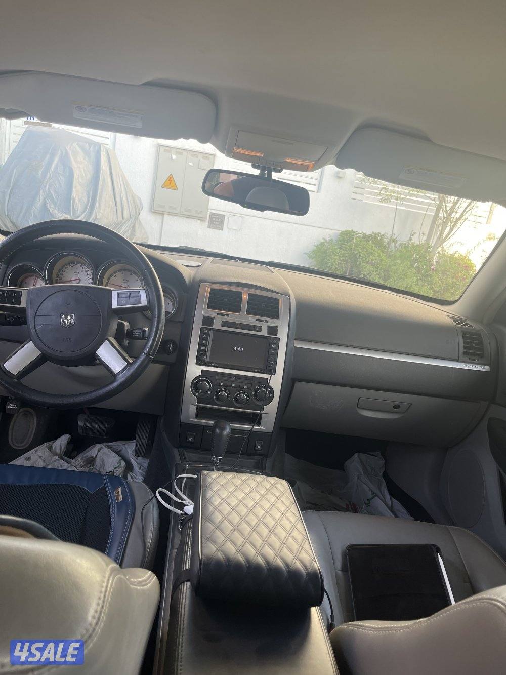 دودج تشارجر 2010 v8 كامل المواصفات ماشي 75 الف3