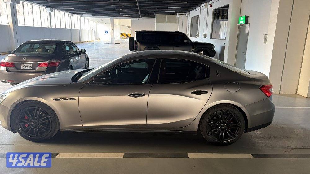 للبيع ميزراتي شرط الفحص كامل الموصفات سياره قمه بنظافه من دخل0