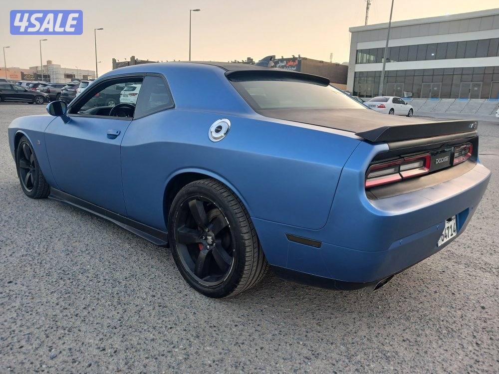 شالنجر SRT موديل 2012 قير عادي اصلي5