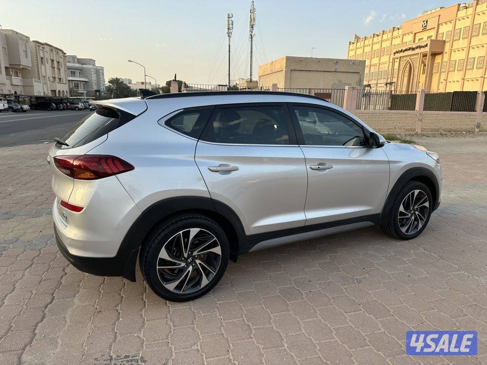 هيونداي توسان  لجادين فقط2