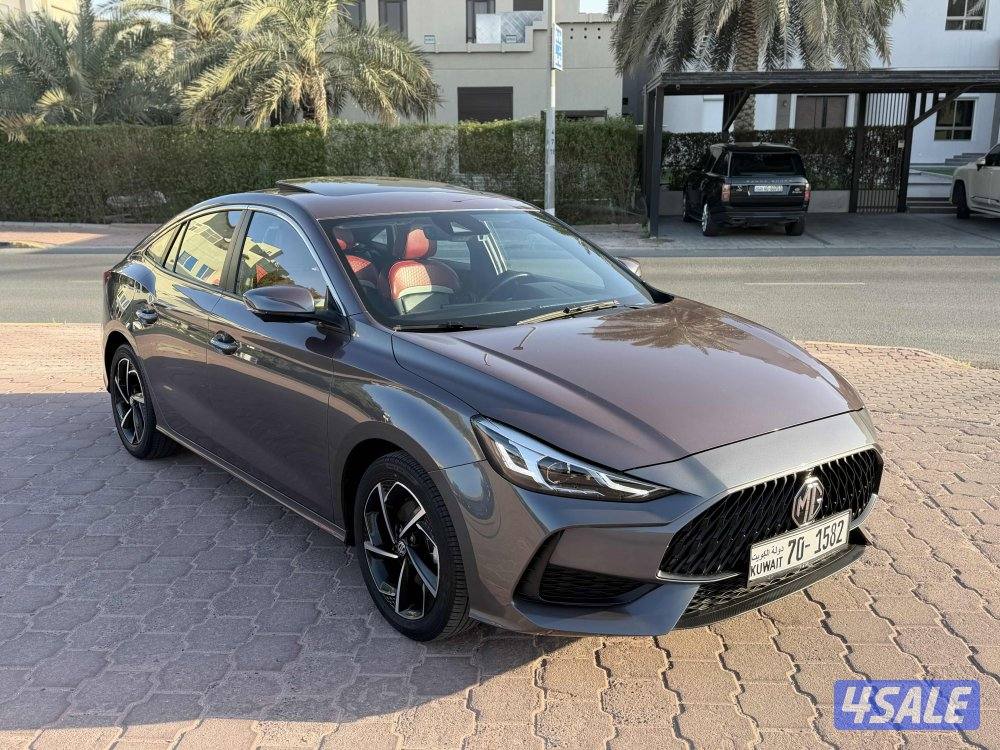 ام جي GT موديل 2022 صبغ وكاله شرط الفحص4