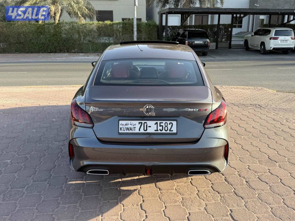 ام جي GT موديل 2022 صبغ وكاله شرط الفحص6