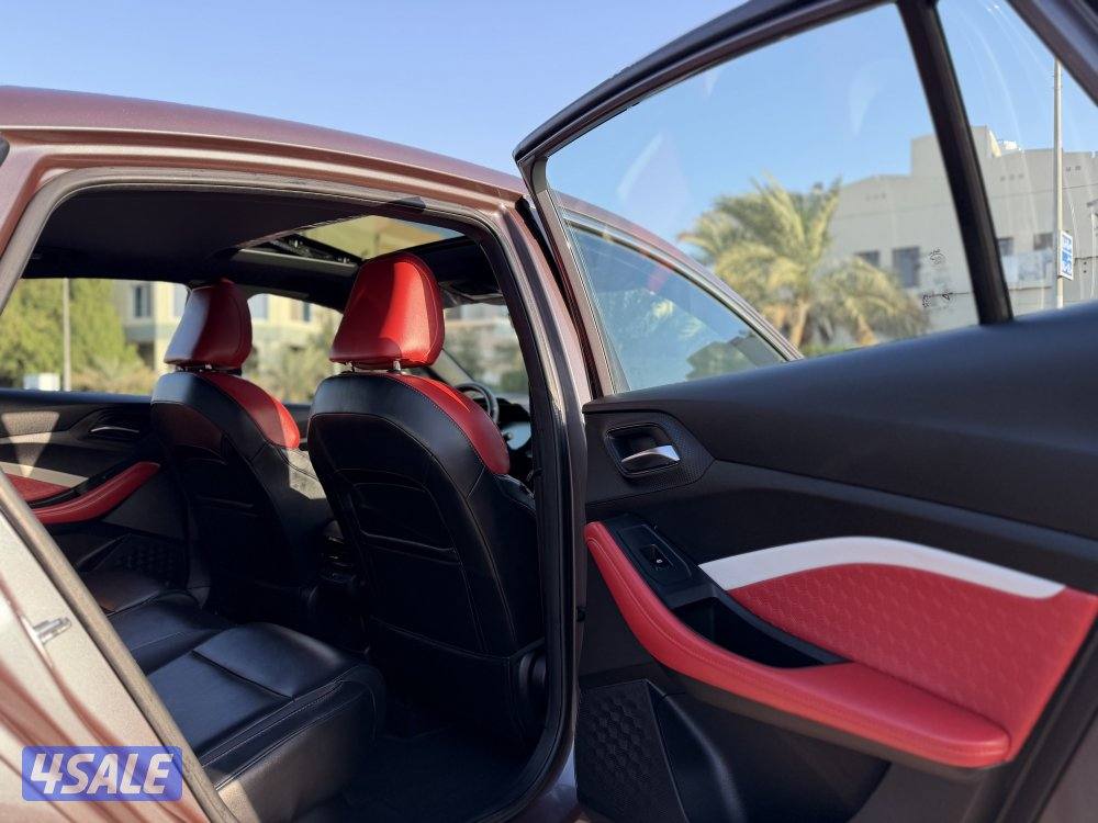 ام جي GT موديل 2022 صبغ وكاله شرط الفحص9