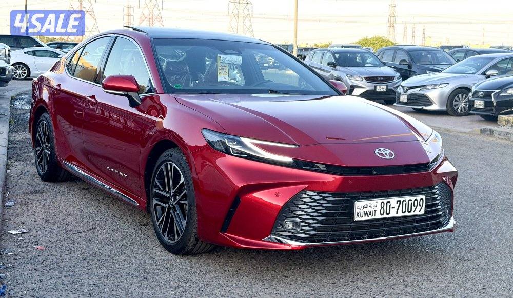 تويوتا كامري GLE ليمتد 20252