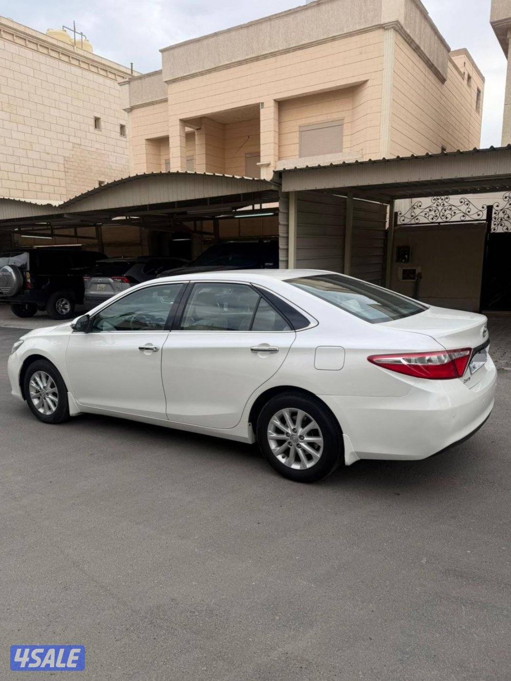 للبيع كامري 2017 صبغ الوكاله2