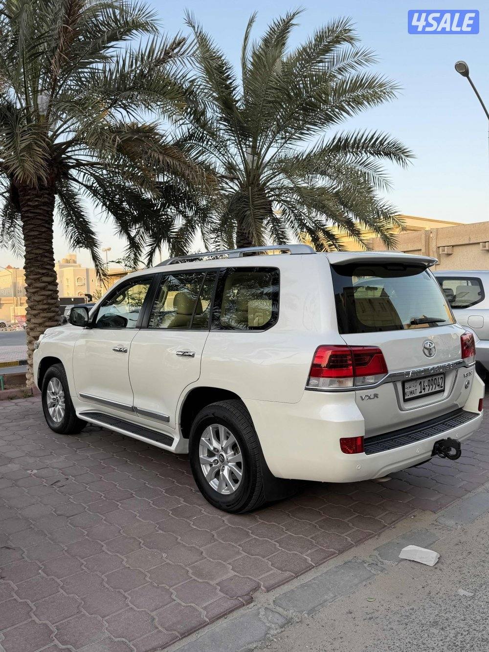 لاند كروز VXR الساير عداد 2201