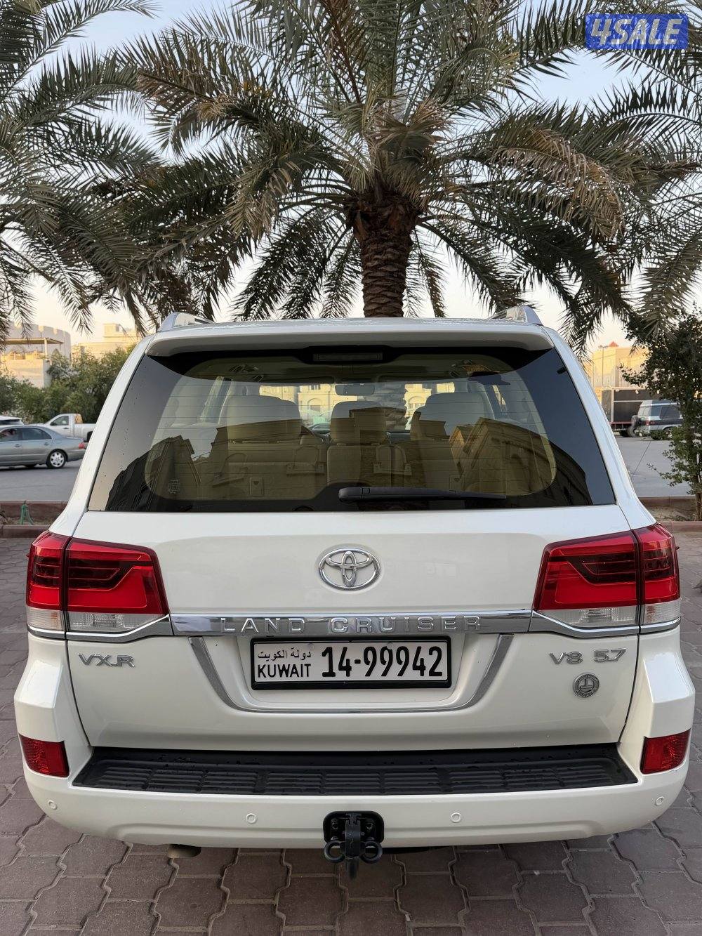 لاند كروز VXR الساير عداد 2203